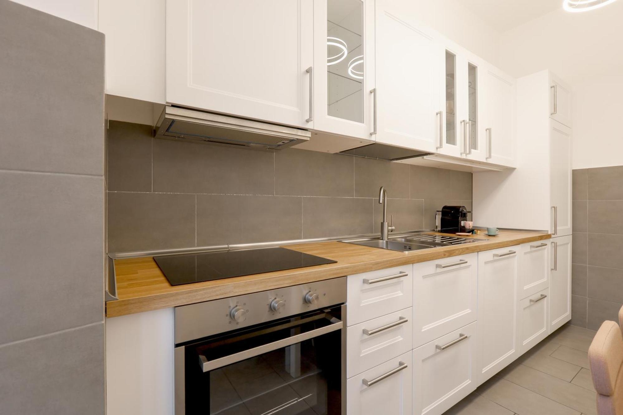 רומא Piramide Deluxe Apartment מראה חיצוני תמונה